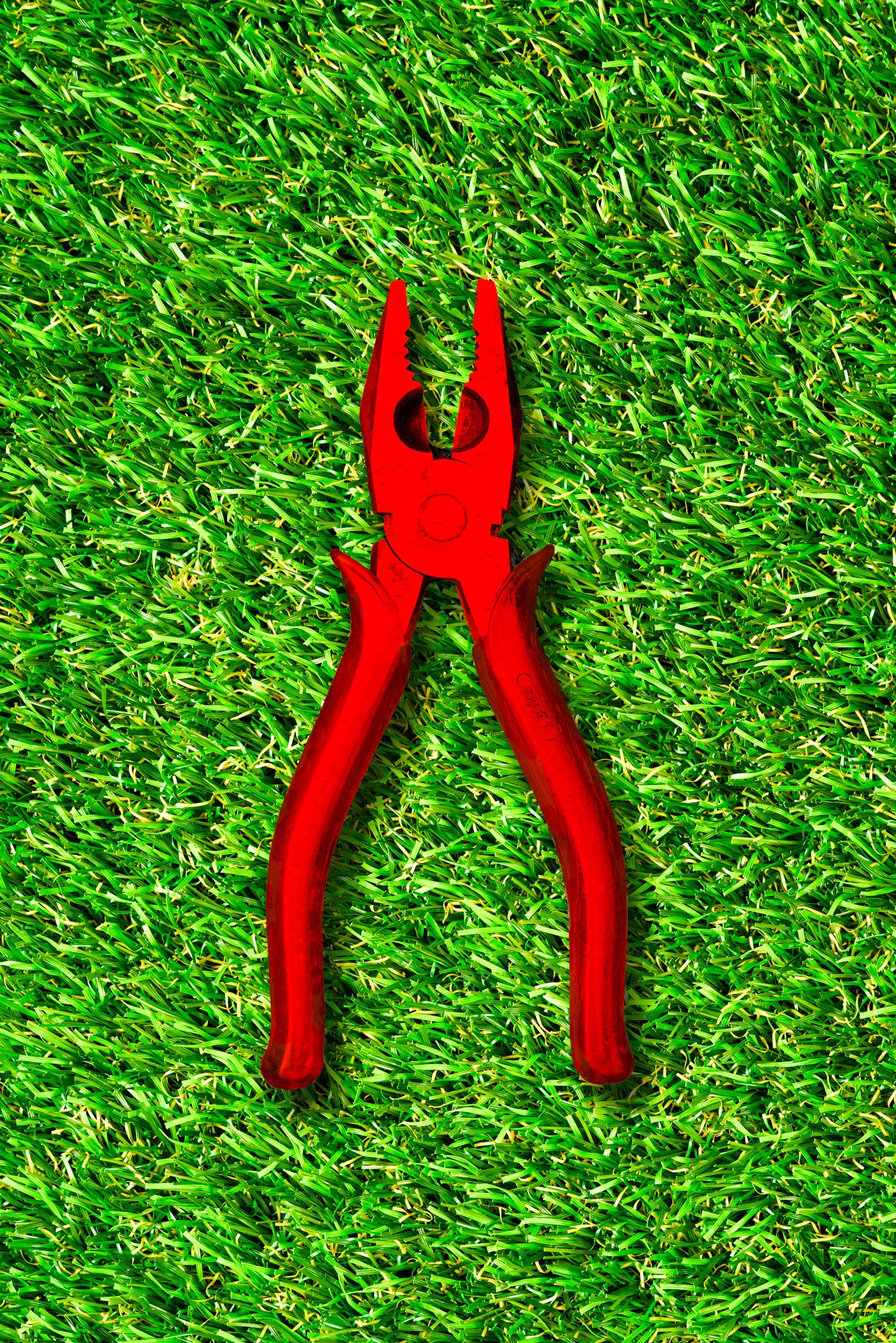 Pliers